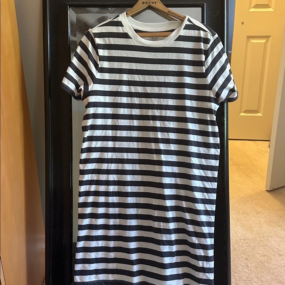 Vintage Crew-Neck Mini T-Shirt Dress - Picture 3 of 5
